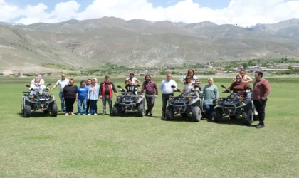 Engelliler Haftası kapsamında yamaç paraşütü ve ATV sürüşü etkinliği düzenlendi
