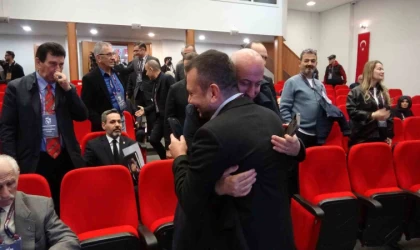 Ertuğrul Doğan: ”Trabzonspor’un en büyük sorunu gelir-gider arasındaki dengesizlik”