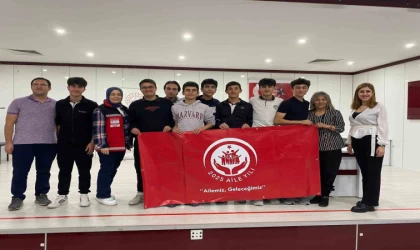 Fen lisesi öğrencilerine ”Aile İçi İletişim” söyleşisi düzenlendi