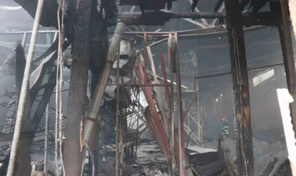 Fındık fabrikasındaki yangın kontrol altına alındı, soğutma çalışması sürüyor