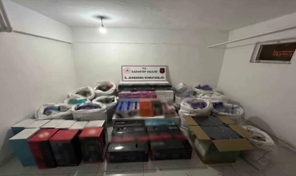 Gaziantep 3 milyon TL değerinde kaçak elektronik eşya ele geçirildi: 2 gözaltı
