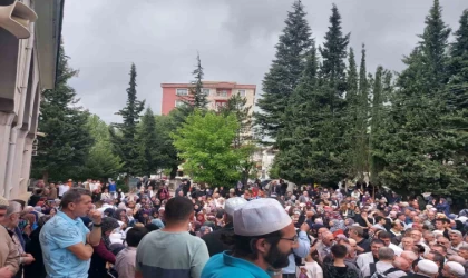 Gediz’den hacı adayları dualarla kutsal topraklara uğurlandı