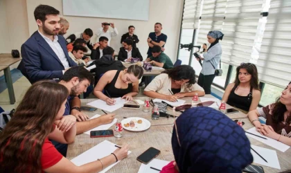 Geleceğin girişimcileri ”Girişimci Kütüphanesi”nde buluştu