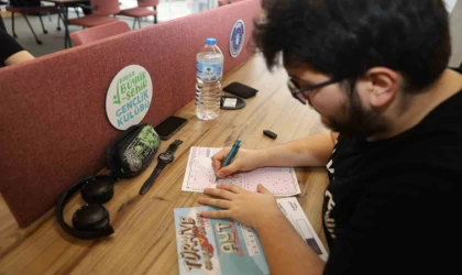 Gençlere üniversite yolunda sınav provası