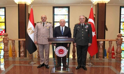 Genelkurmay Başkanı Güler, Mısır Genelkurmay Başkanı Khalifa’yı kabul etti