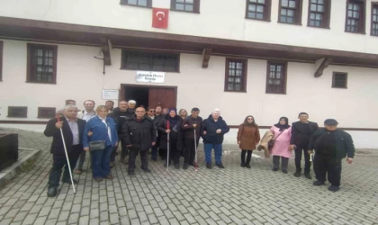 Görme engellilerden kültür gezisi