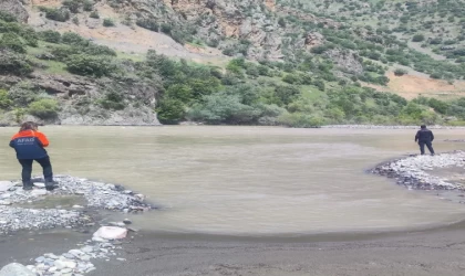 Hakkari’de 22 gündür kayıp kadını, 165 personel ve dron desteğiyle arama çalışmaları sürüyor