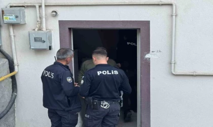 Hastanede yatan eşini görmek için hazırlık yaparken kalbine yenik düştü