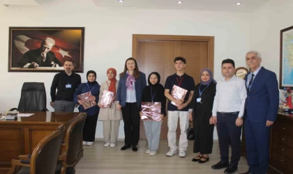 Kaymakam Polat, başarılı öğrencileri ağırladı