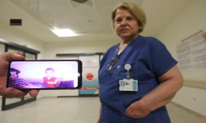 Kaynanasının eline doğduğunu kız isteme merasiminde fark etti