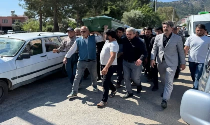 Kazada hayatını kaybeden 12 yaşındaki Gökhan son yolculuğuna uğurlandı