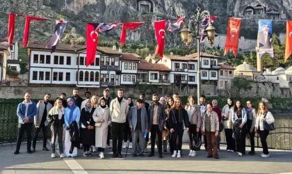 KBÜ Mimarlık öğrencileri Tokat ve Amasya’da yapıları yerinde inceledi