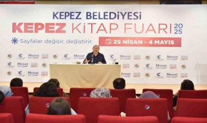 Kepez Kitap Fuarı’nda usta şair Erbaş: ”Ben annemin hecesiyim”