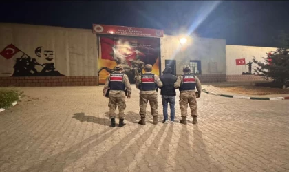 Kilis’te 3 kilogram kubar esrar ele geçirildi: 1 şahıs tutuklandı