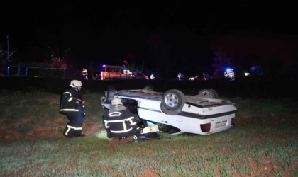 Kontrolden çıkan otomobil 40 metre yükseklikten tarlaya uçtu