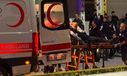 Kuşadası’nda iki grup arasında sopalı kavga