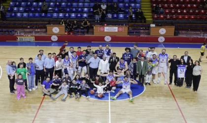 Kütahya Belediyespor’dan farklı galibiyet: 127-97
