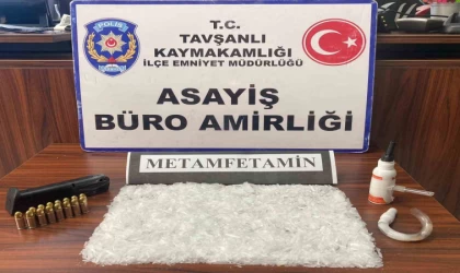 Kütahya polisi uyuşturucu sevkiyatına ”Dur” dedi: 2 gözaltı