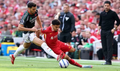 Liverpool ile Arsenal yenişemedi: 2-2