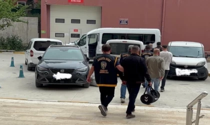 Manisa’da aranan 24 şahıs yakalandı, 16’sı tutuklandı