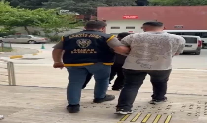 Manisa’da cezaevi firarisi kovalamacayla yakalandı