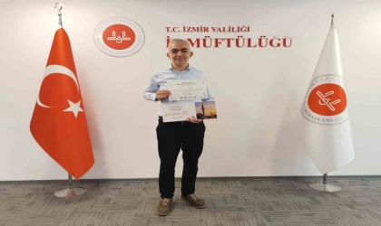 Manisalı Fotoğrafçı İzmir’de ödülünü aldı