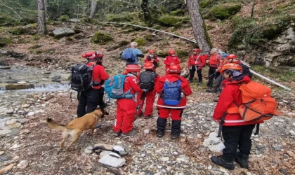 Mantar toplamaya gidip kaybolan dağcıyı arama çalışmaları 6 gündür devam ediyor