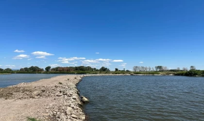 Meriç Nehri’ne deniz suyu karışmaması için set çekildi