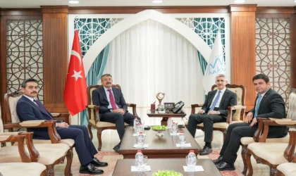 Milli Eğitim Bakan Yardımcısı Yılmaz Hakkari’de