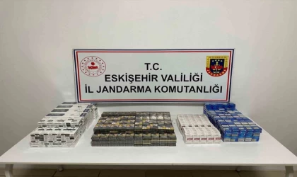 Motosiklet üzerinde bin 100 kaçak sigara ele geçirildi