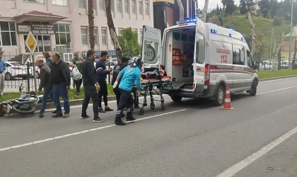 Motosikletin çarptığı yaya hayatını kaybetti