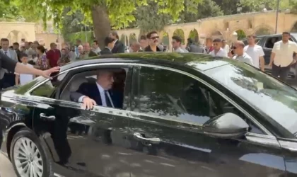 Müsavat Dervişoğlu’ndan tepki çeken hareket