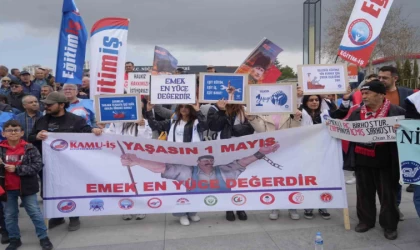 Niğde’de 1 Mayıs’ı halaylar çekerek kutladılar