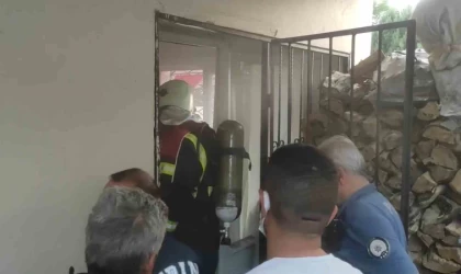 Ocakta unutulan yemek yangın paniğine neden oldu