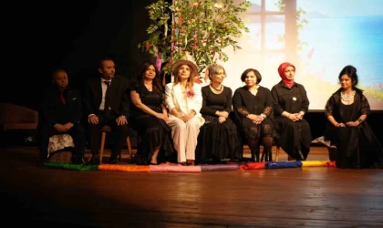 Öğretmenlerden edebiyat şöleni