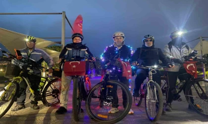 Onlar şehrin ”yürüyen diskoları”