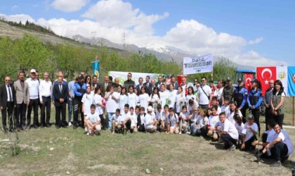 ”Orman Benim” projesi kapsamında çevre temizliği yapıldı