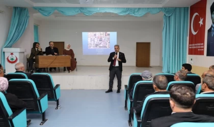 Osmaneli’nde tarımsal üretimin verimliliği için bilgilendirme toplantısı düzenlendi