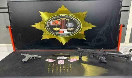 Otomatik silahlı saldırganlar kıskıvrak yakalandı