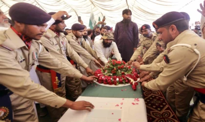 Pakistan Ulusal Güvenlik Konseyi toplandı: ”Hindistan’ın saldırısı açıkça savaş eylemi”