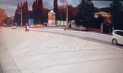 Sakarya’da ticari taksi ve otomobil çarpıştı: 6 yaralı