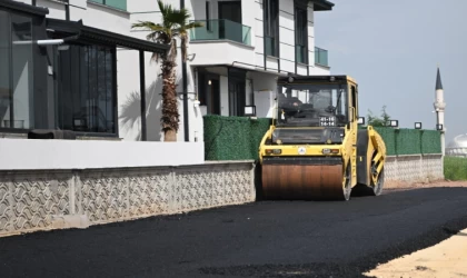 Sarımeşe Mahallesi’ne 750 tonluk asfalt