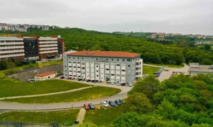 SAÜ Tıp Fakültesi öğrencilerinden uluslararası başarılar