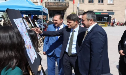 ”Sen Yeter Ki Oku” etkinliği Sandıklı’da kitapseverleri buluşturdu