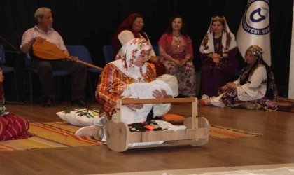 Sessiz çığlığın simgesi ‘Mor Cepken’ gençlerden tam not aldı