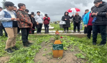 Sınıf arkadaşları küçük Furkan’ı unutmadı; Furkan’ın adı kütüphanede yaşayacak