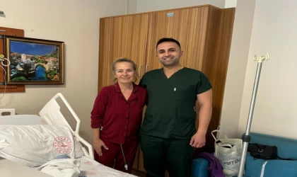 Soma Devlet Hastanesi’nde ilk kez ’Kapalı mide delinmesi ameliyatı’ yapıldı