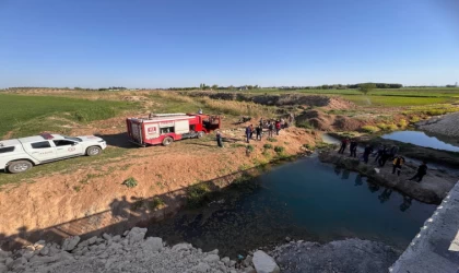 Sulama kanalına düşen 2 çocuk boğuldu