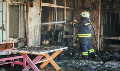 Tekirdağ’da depo yangını