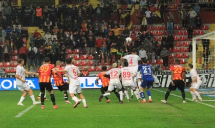 Trendyol Süper Lig: Kayserispor: 3 - Antalyaspor: 1 (Maç sonucu)